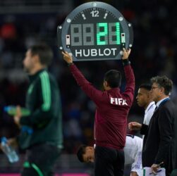 Piala Dunia Antarklub FIFA 2025: Revolusi Teknologi di Lapangan Hijau!