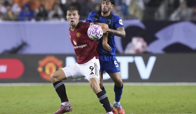 Akhirnya! Rasmus Hojlund 'Here We Go' ke Napoli dengan Kesepakatan Peminjaman