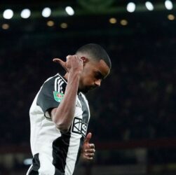 Terungkap, Manchester United Sempat Incar Alexander Isak Sebelum Liverpool