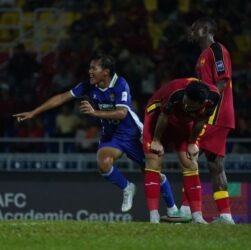 Drama Kekalahan Dramatis Picu Kericuhan: Kapten Faisal Halim Turun Tangan Redam Amukan Suporter Selangor FC