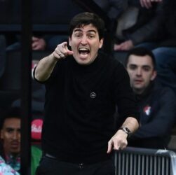 Rumor Andoni Iraola ke Manchester United: Antara Prestasi di Bournemouth dan Bantahan Fabrizio Romano