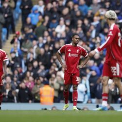 Analisis Kekalahan Liverpool di Etihad: Arne Slot Soroti Rapuhnya Pertahanan dan Kegagalan Konversi Peluang